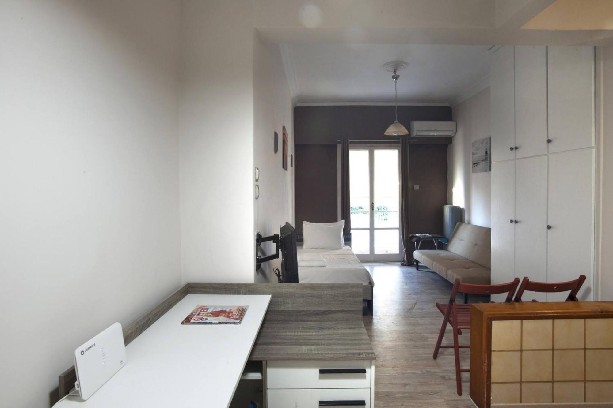 Studio Next To Agios Nikolaos Church アテネ エクステリア 写真